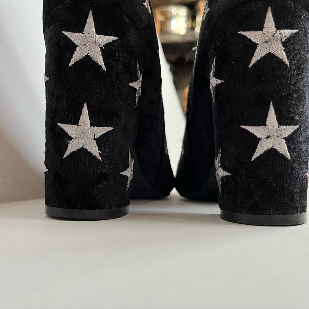 Wild Diva Black Star-Embellished Ankle Boots 7 - Picture 9 of 11